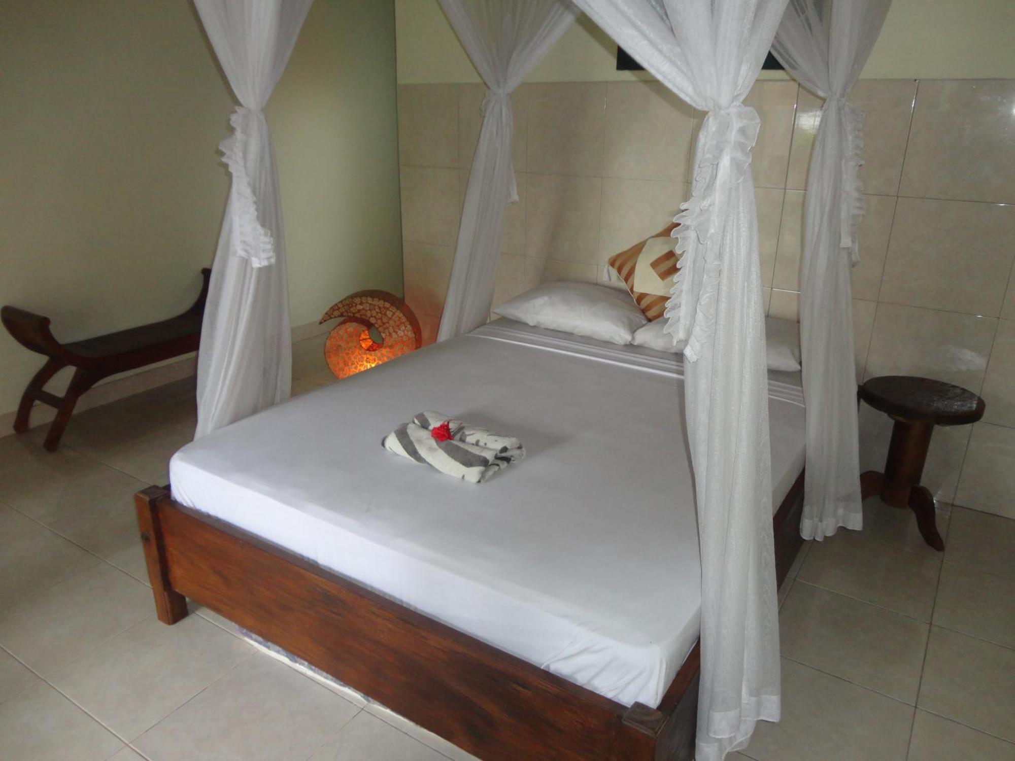 Rumahku Homestay Amed Exterior foto