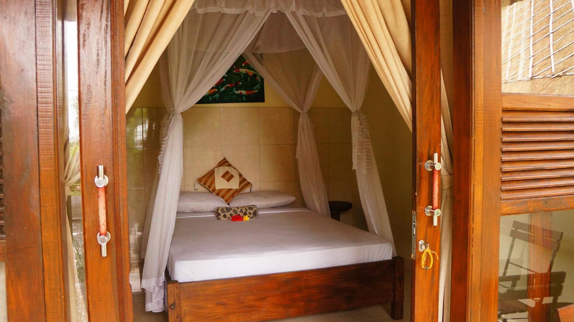 Rumahku Homestay Amed Exterior foto